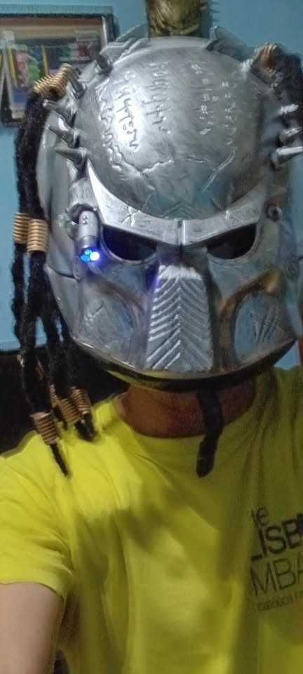Capacete de moto do Predador