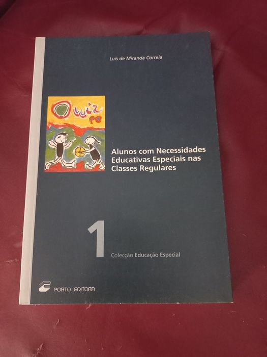 "Alunos com Necessidades Educativas  Especiais nas Classes  Regulares"
