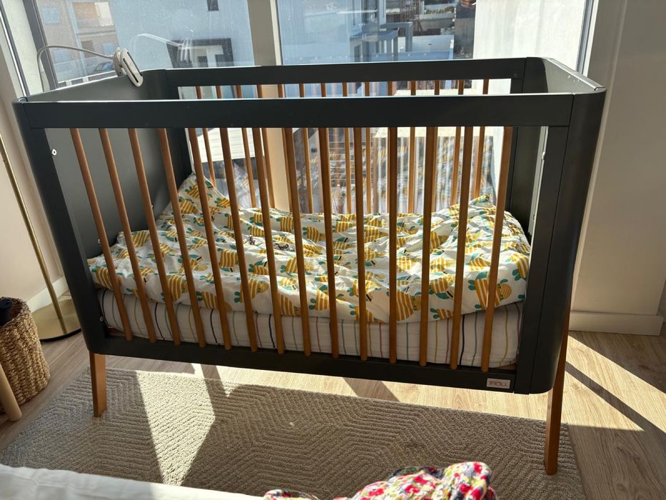 Berço Troll em cinzento