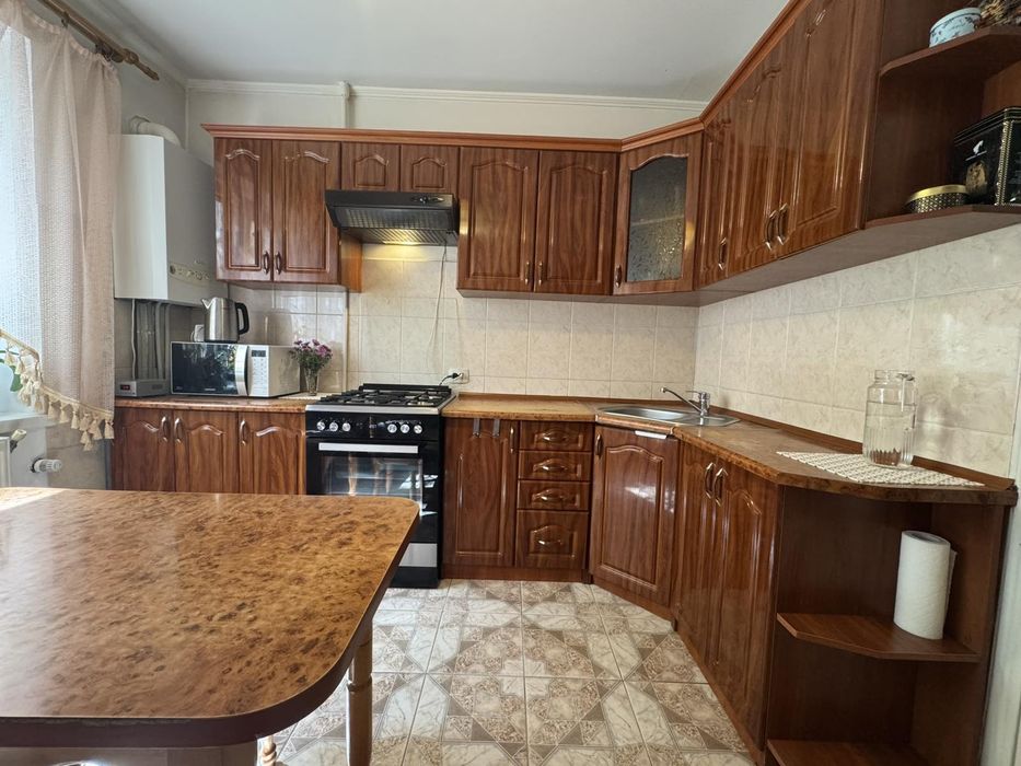 Продаж 4к Курбаса і/о