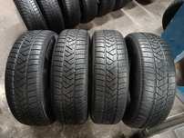 215/65R17 komplet opon zimowych Pirelli