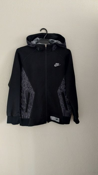 Bluza Nike czarna 10/12lat