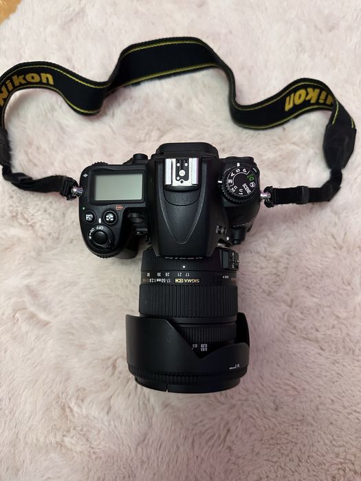 Sigma 17-50 + Nikon D7000 (повний набір фотографа штатив + освітлення)