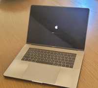 Macbook Pro 15" / A1707 / Ram 16gb / HD SSD 500gb