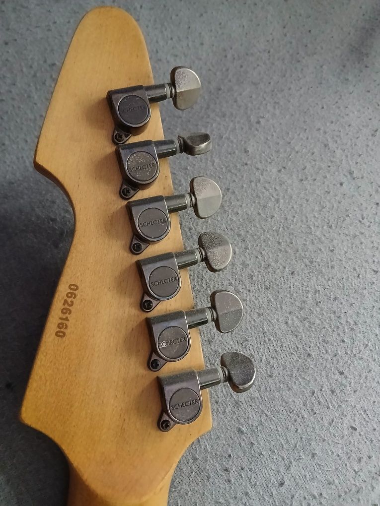 Gitara  elektryczna Sheckter