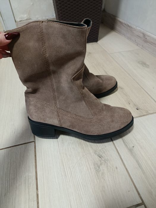 Зимові черевики на хутрі натуральна замша