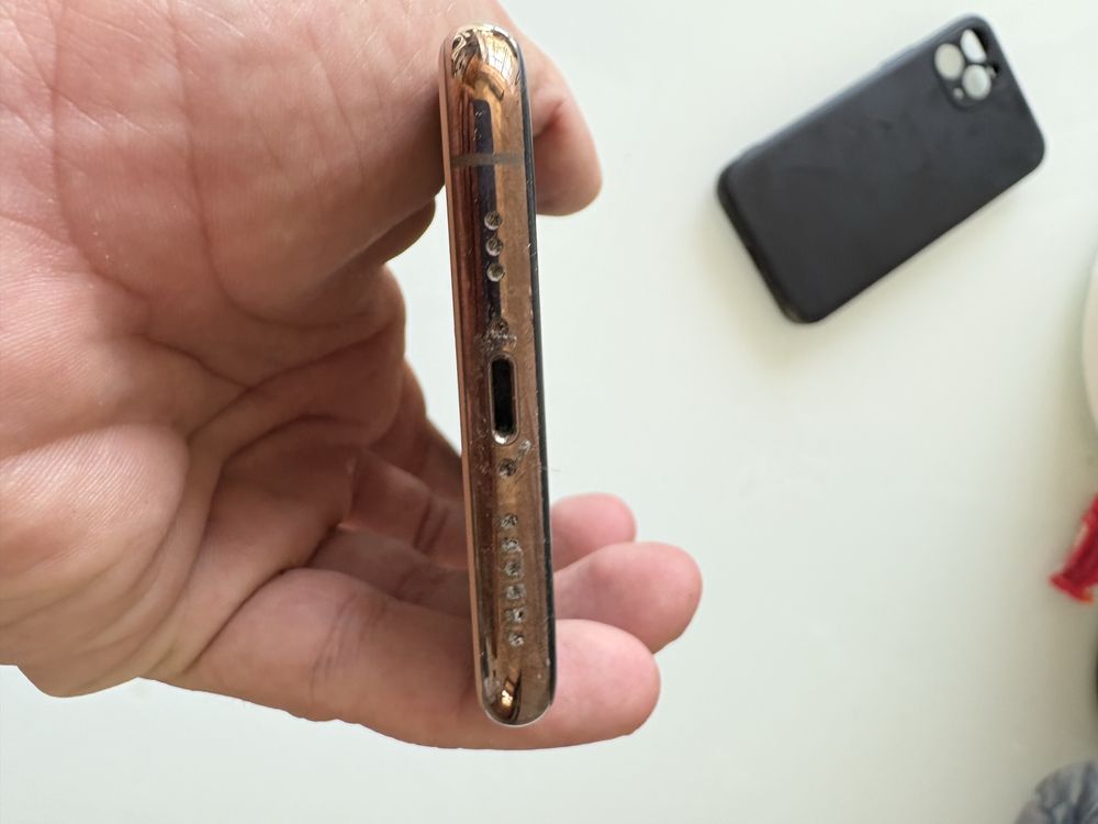 Iphone 11 pro 256gb quase novo
