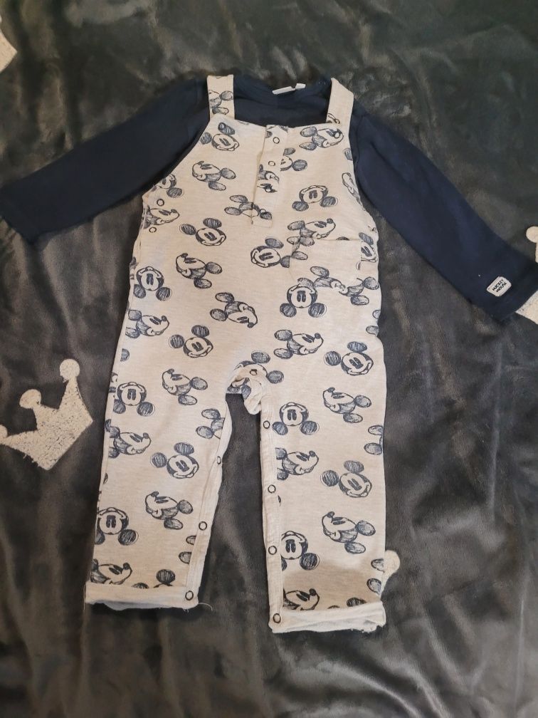 Body + ogrodniczki Mickey Mouse firmy Disney w rozm. 86 (12-18m)