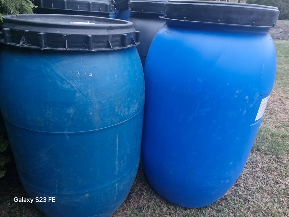Duza beczka ok 200l