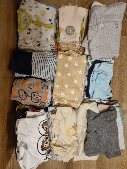 Zestaw, paka ubranek dla chlopca w rozmiarze 68
