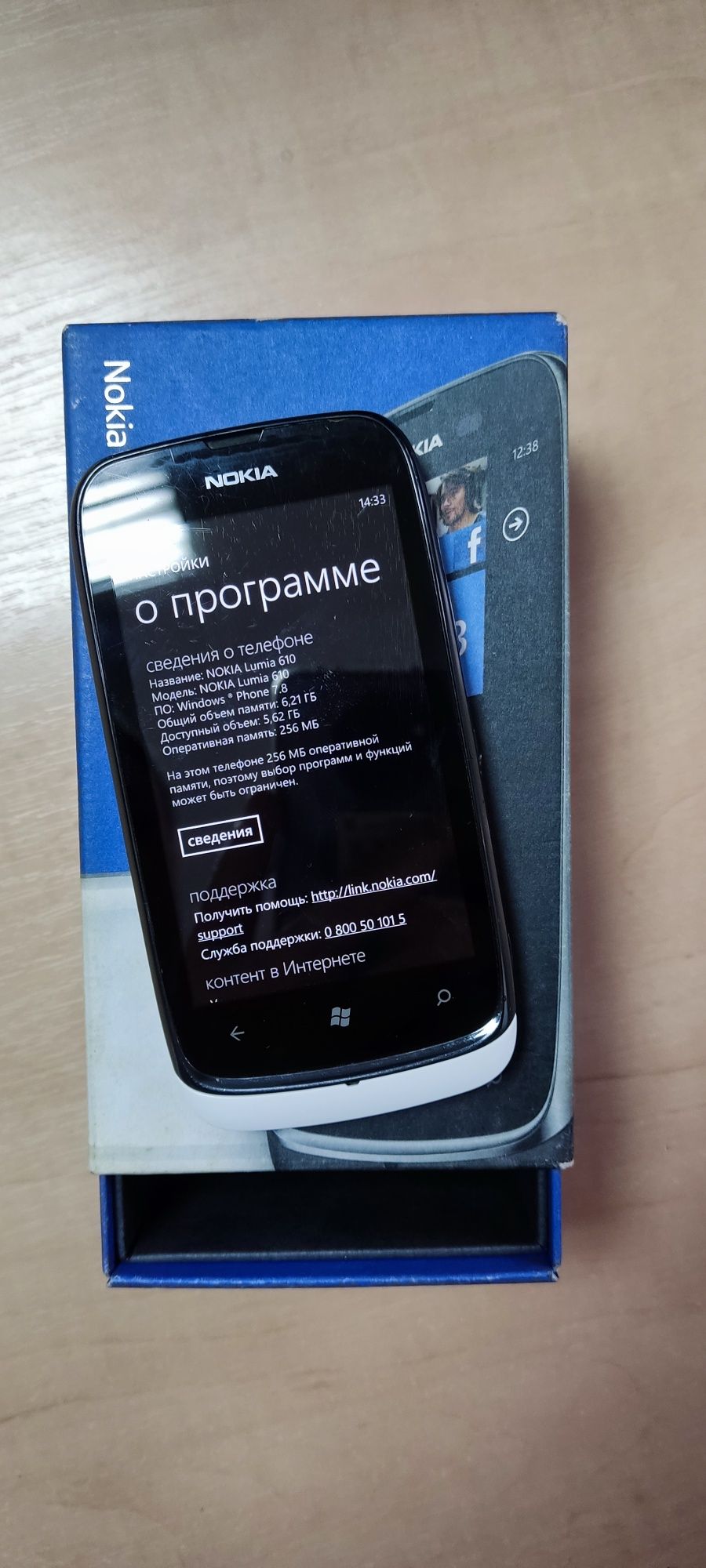 NOKIA Lumia 610 смартфон