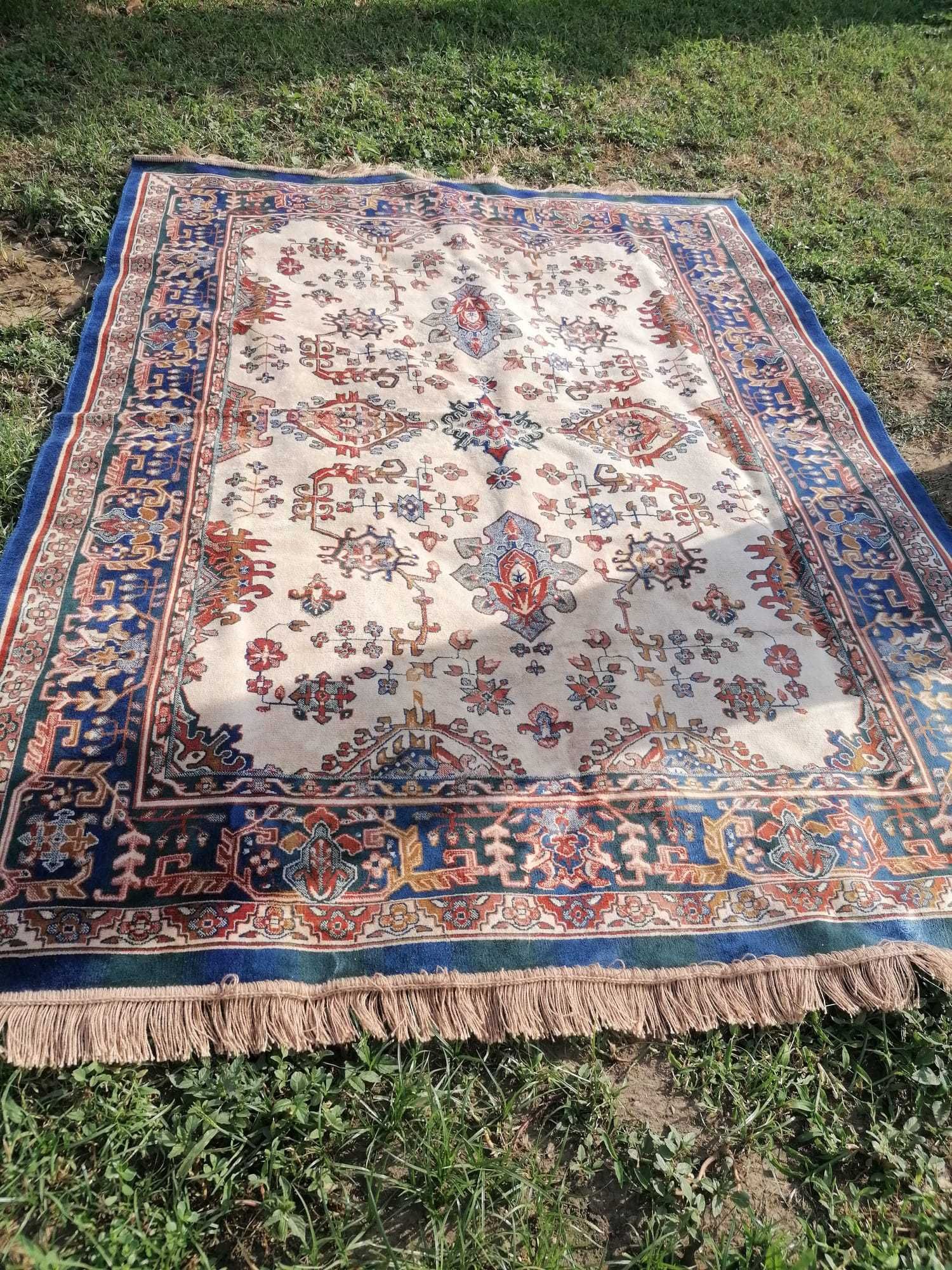 Tapete 2,3 x 1,6 mt