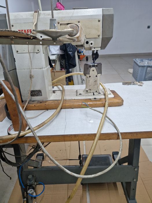 Máquina pfaff 2 agulhas