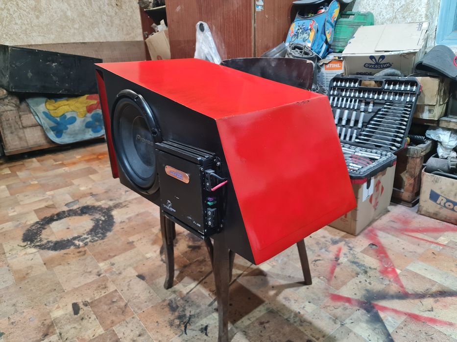 Продам сабвуфер,повний комплект