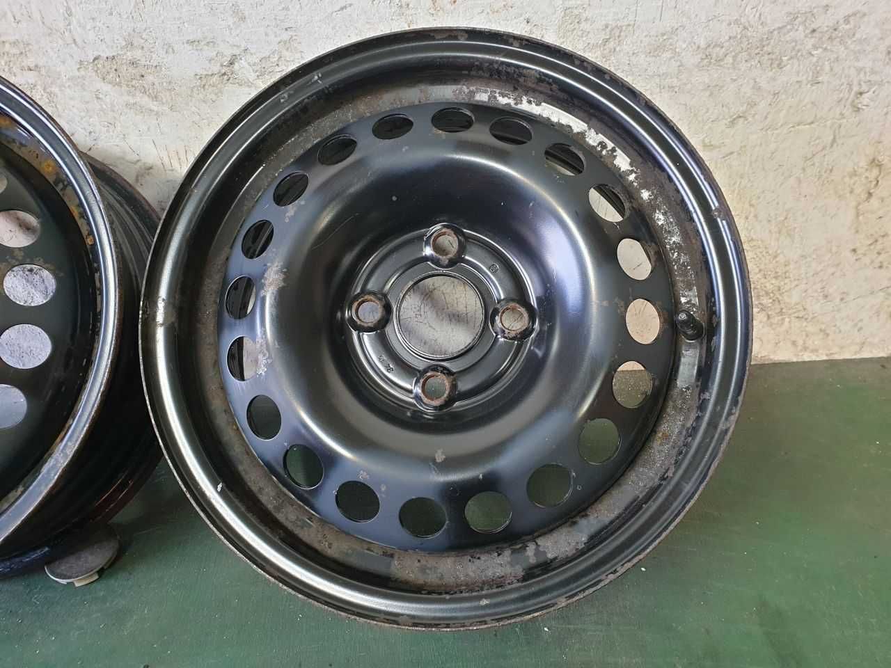 Felgi Stalowe Opel Karl Corsa R14 4x100 5JX14H2 ET 38 czujniki TPMS