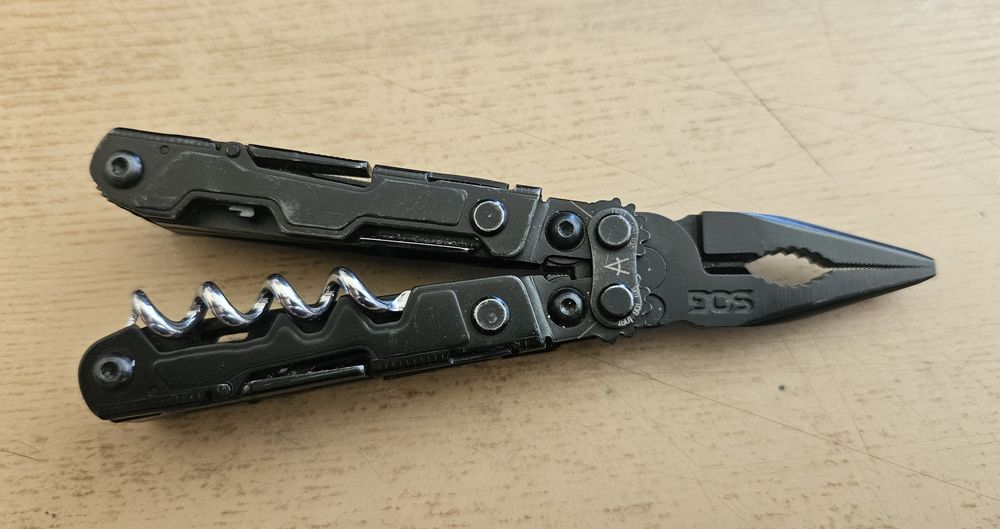 multitool sog powerlitre