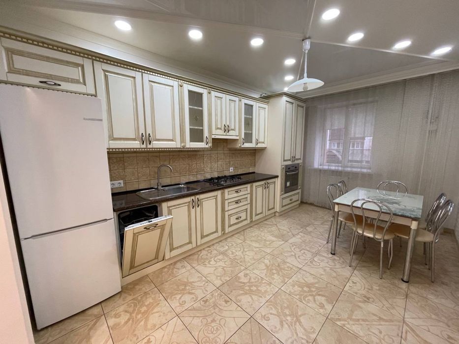 ШИКАРНА 2-кімVIPновобудГЕРОЇВ МАЙДАНУ(3хв до ТЦ ПРОСПЕКТ,Майдан)з 1.12