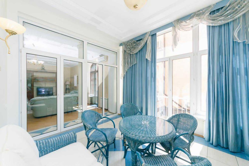 5к Михайлівська 15, Майдан, Крещатик, паркування