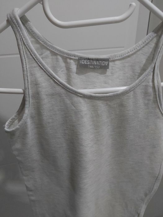 Bluzka na ramiączkach 146/152 cm.