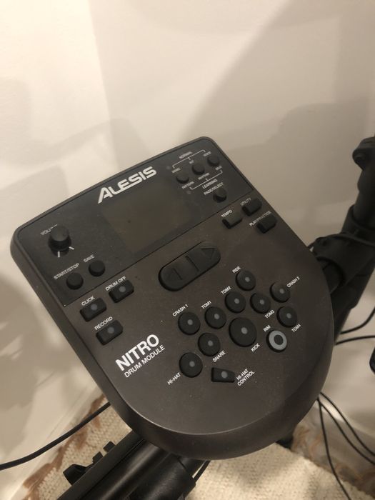 Alesis Turbo nitro Mesh Kit bateria eletrica