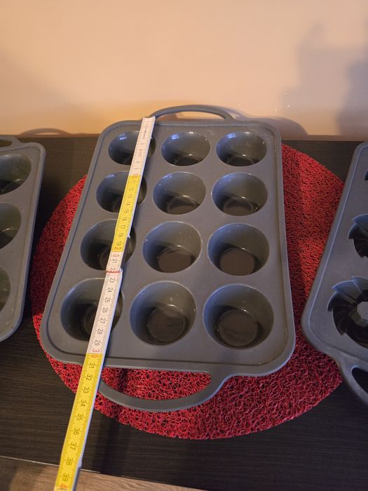 Pojemniki silikonowe do pieczenia