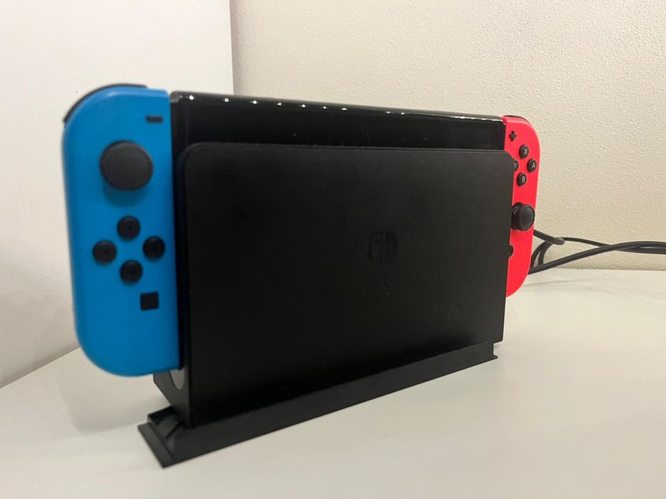 Nintendo Switch OLED + Karta pamięci + Gra + caly zestaw! *JAK NOWE*
