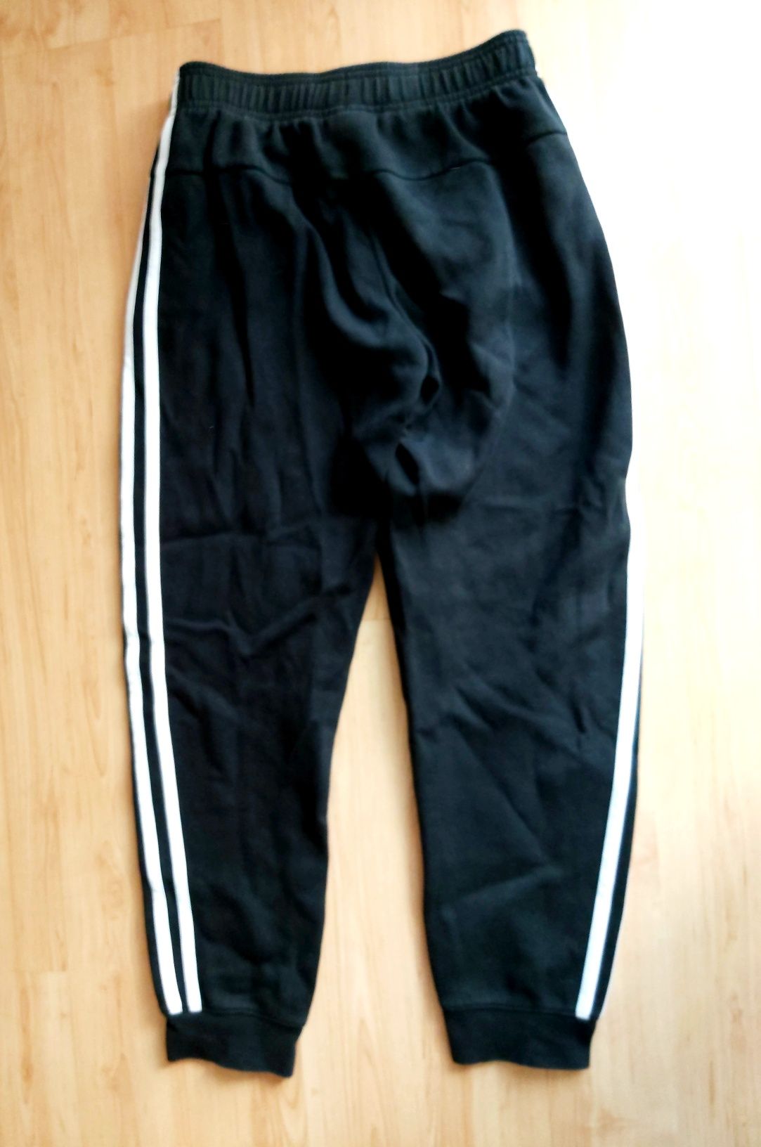 Spodnie dresowe chłopięce Adidas 146