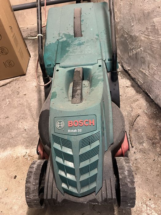 Kosiarka Bosch Rotak 32