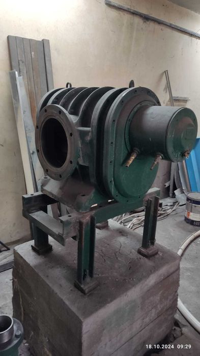 Dmuchawa ROOTSA sprężarka pompa dmuchawa próżniowa  4kw waga 400kg