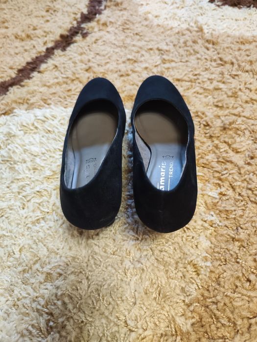 Продам недорого гарні туфлі