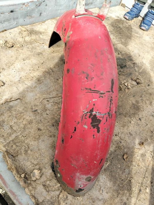 Крило          мт