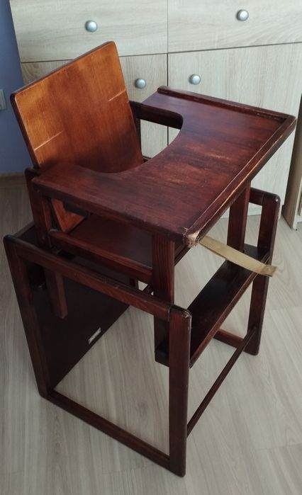 Drewniane krzesełko do karmienia