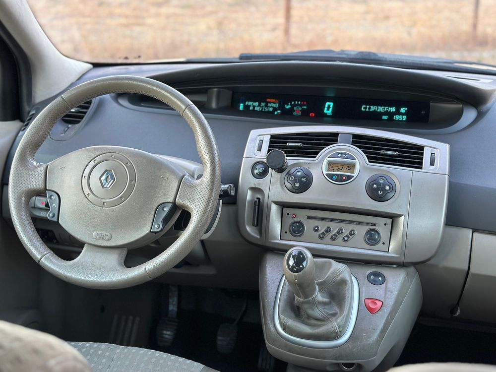 Renault Scénic 1.5 DCI