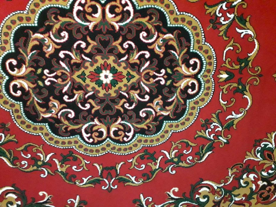 ПРОДАМ  килим   3.2х 2.35м