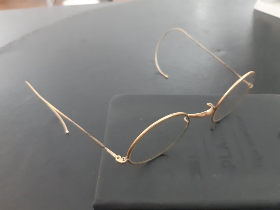 Oculos de colecção c/120 Anos