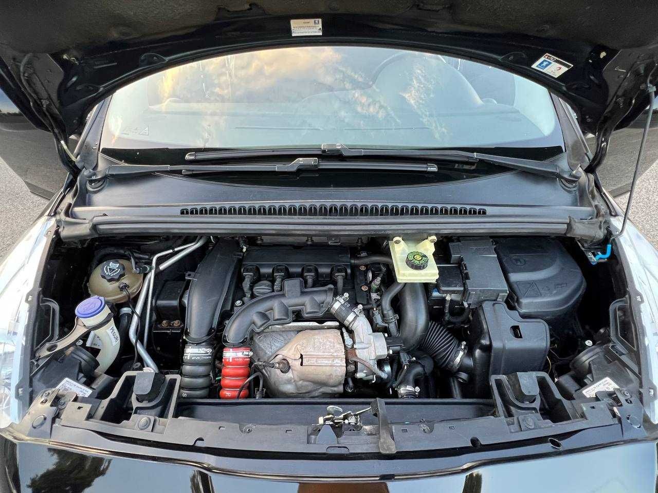 Peugeot 5008 2009 р.в. 1.6 бензин