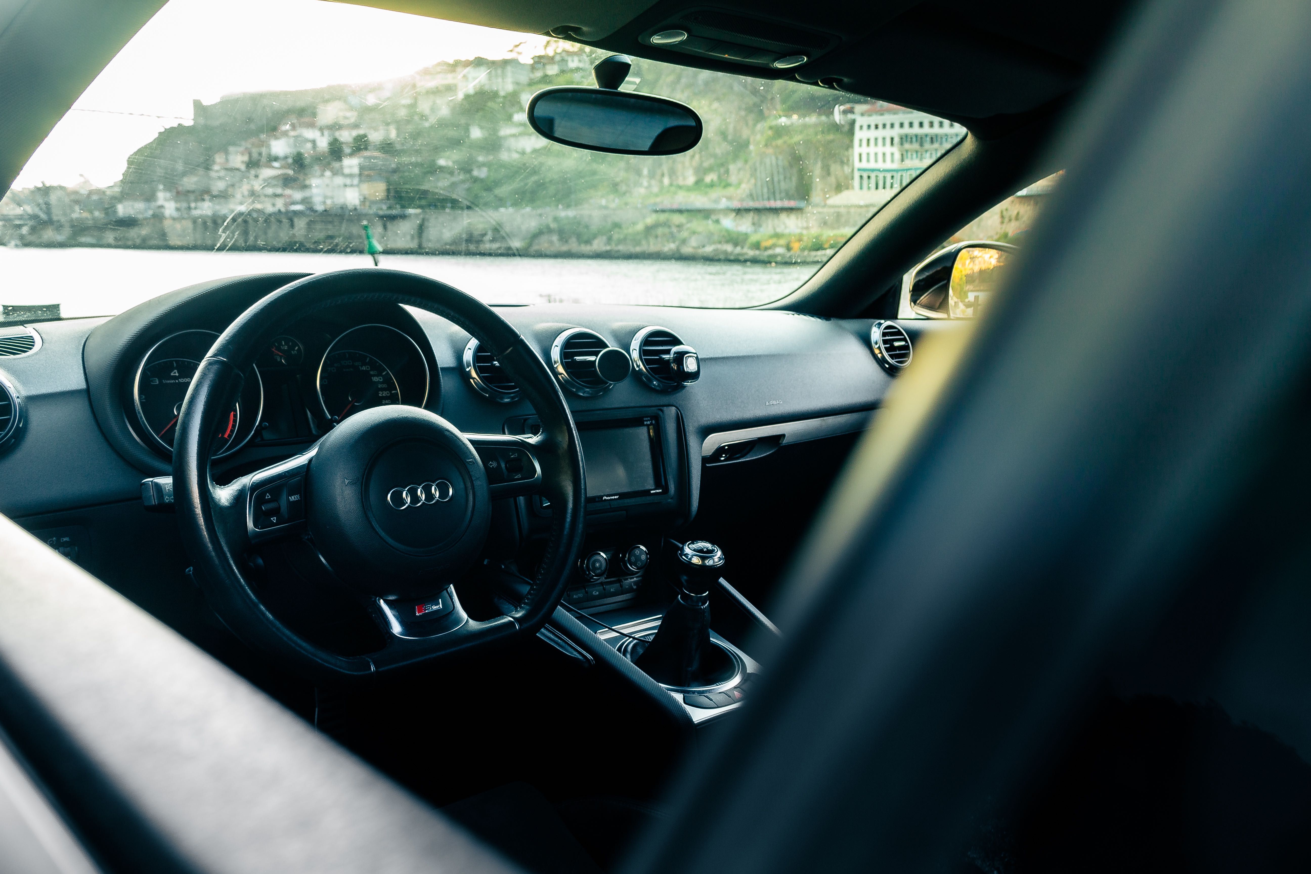 Audi TT 2.0 TFSI S-Line