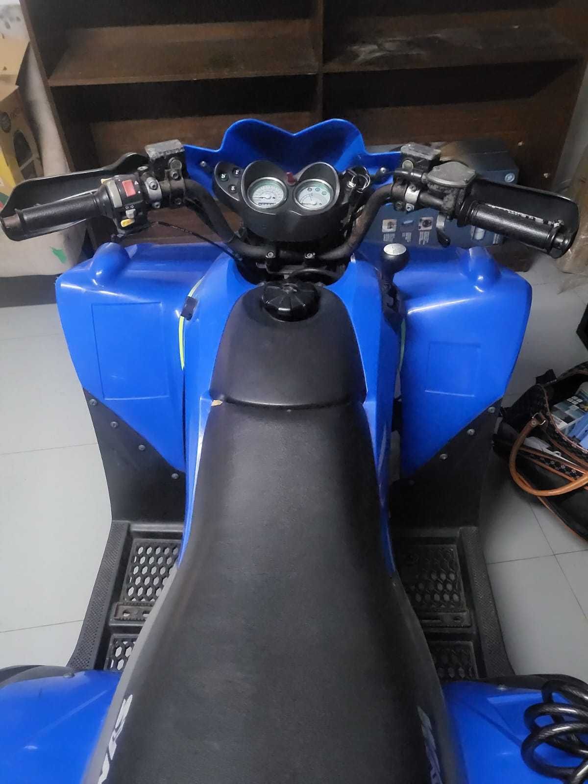 Quadriciclo sym 250 cm3