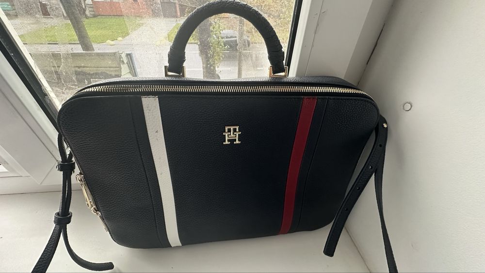 Сумка для ноутбука tommy hilfilger