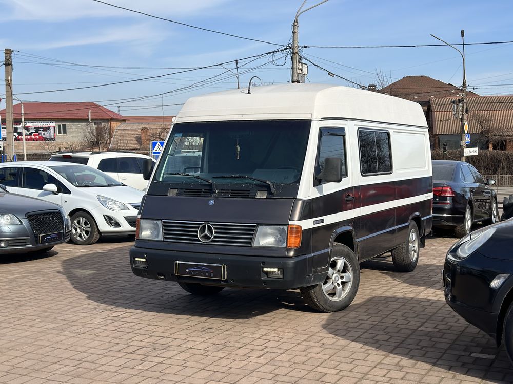 Mercedes Benz MB100 2.4 Дизель