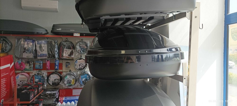 box boks dachowy Modula WeGo 450 dwustronny - w sam raz na hatchbacka