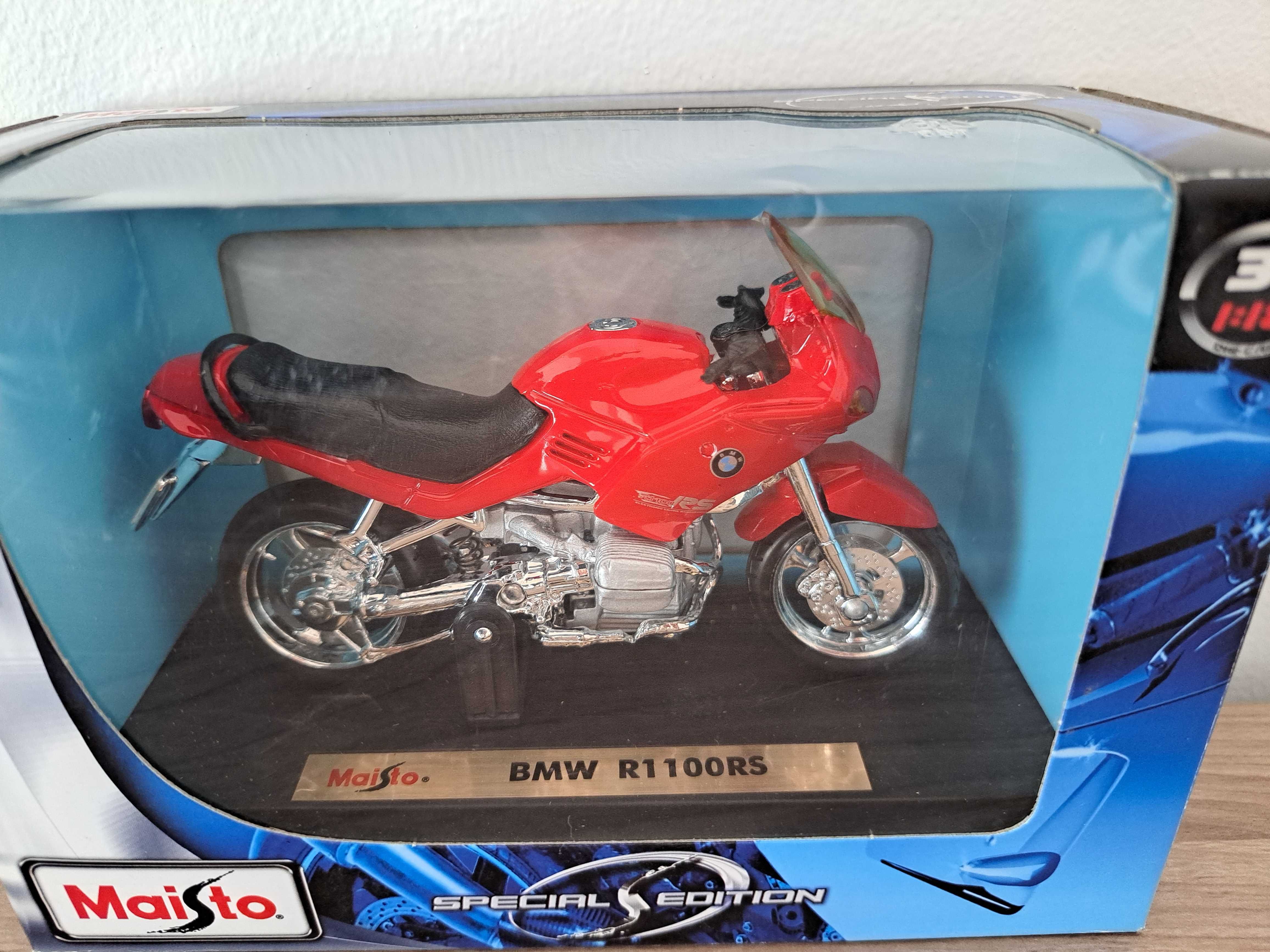 Vários brinquedos novos