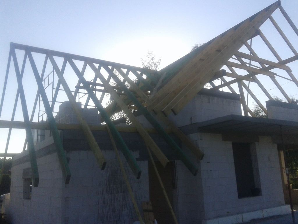Murowanie kominów, ścian. Wylewki betonowe,elewacje