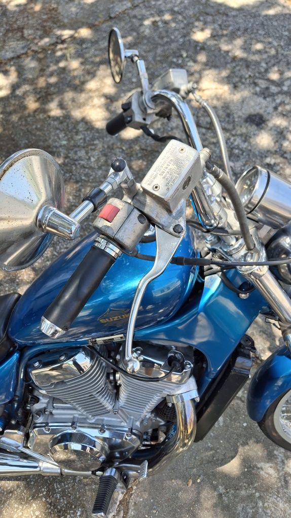 Suzuki intruder 600
