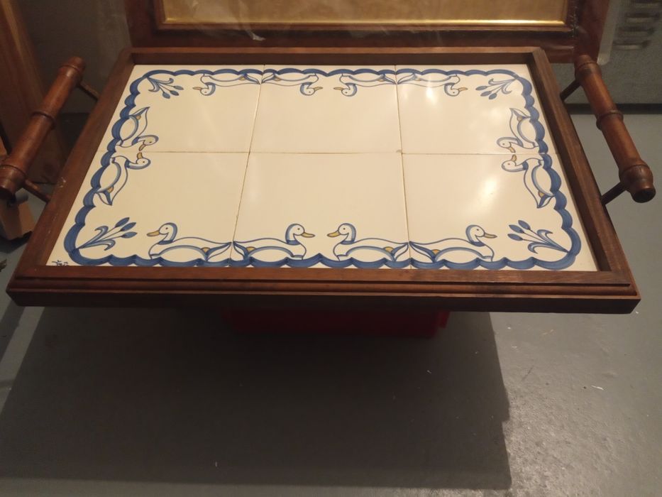 Tabuleiro com azulejo