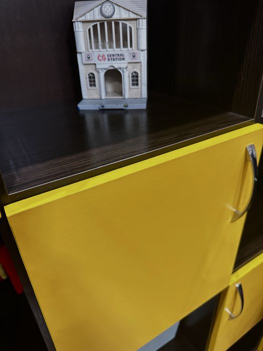 Стелаж шафа для іграшок