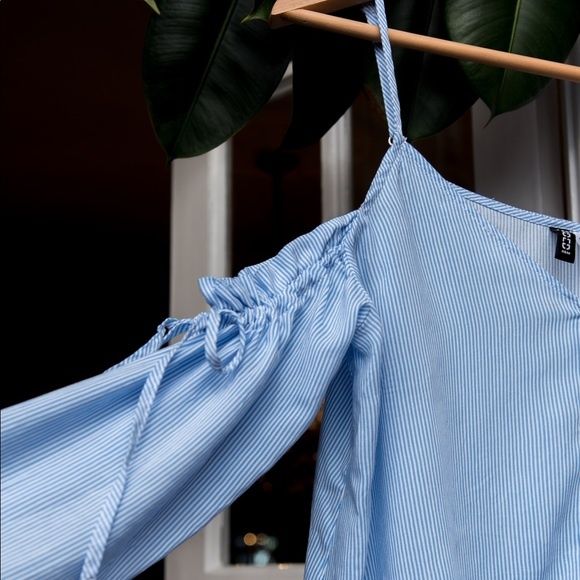 Голубая летняя блуза на бретелях h&m