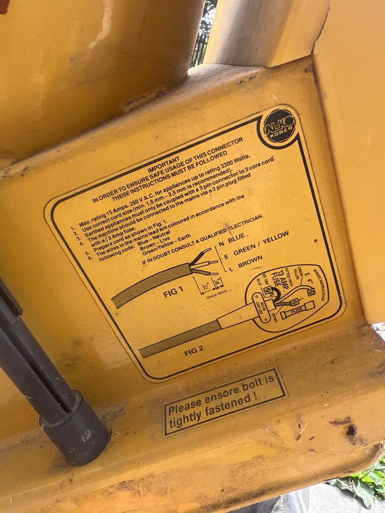 Rozdrabniarka gałęzi ALCO H2200TCS rozdrabniacz