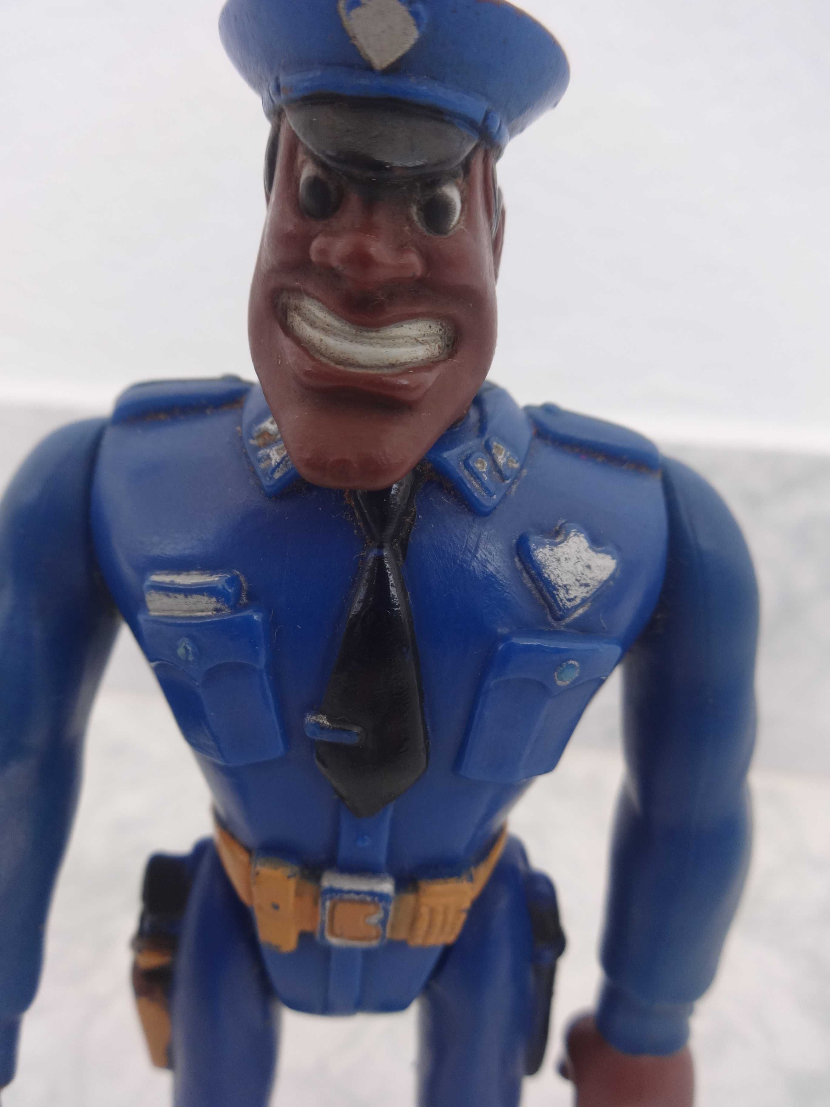 Boneco Moses Hightower Academia Policia