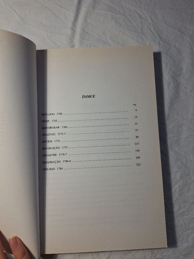 Livro: Segundo Queeney de Beryl Bainbridge